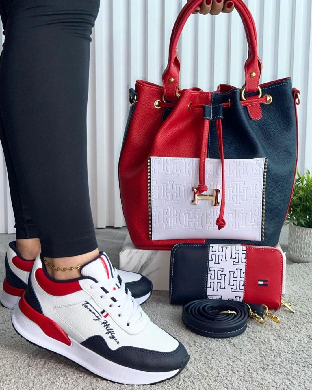 Trio de Lujo TH®👟👝👜+ Perfume VIP Gratis🧴